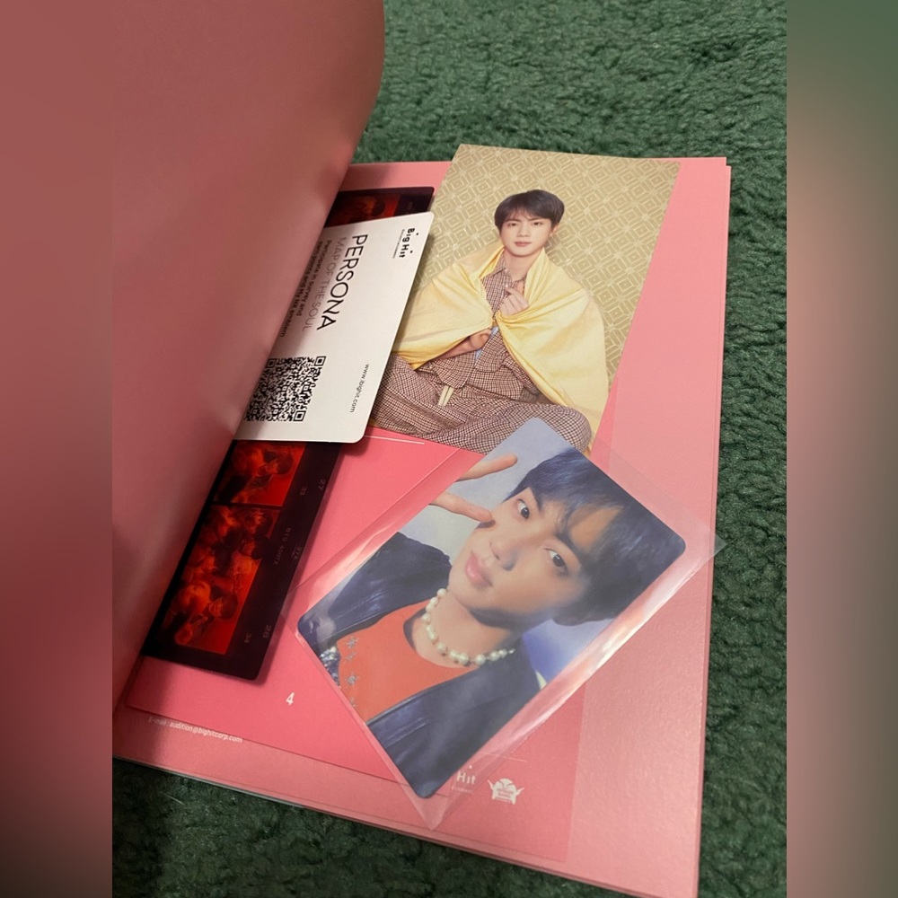 JIN PHOTOCARDS INCLUDED! BTS Map of the Soul Persona album version 4